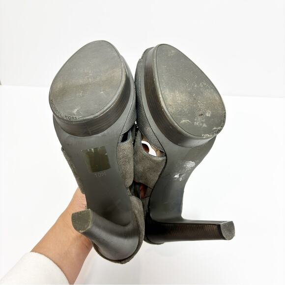MICHAEL MICHAEL KORS GREY SILVER WOMEN HEELS SIZE 10M - Picture 2 of 5